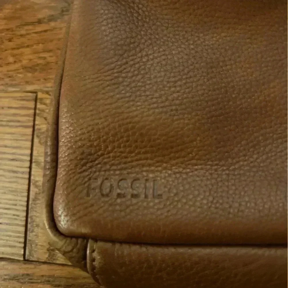 Vintage Fossil Brown Leather Small Crossbody Shoulder Bag Purse - Picture 4 of 8